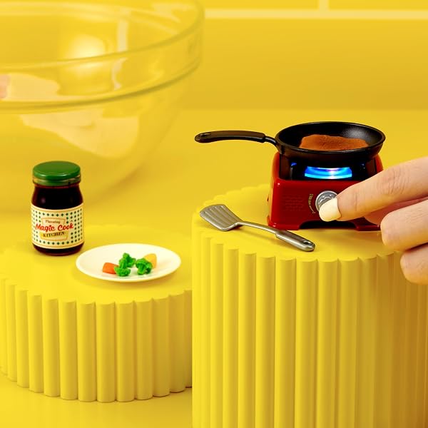 Mini Brands Magic Cook Kitchen Cupcake Maker – ZURU - Imagen 2